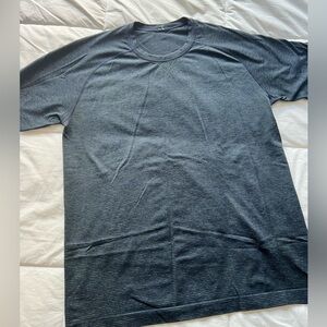 Men’s Lululemon T Shirt